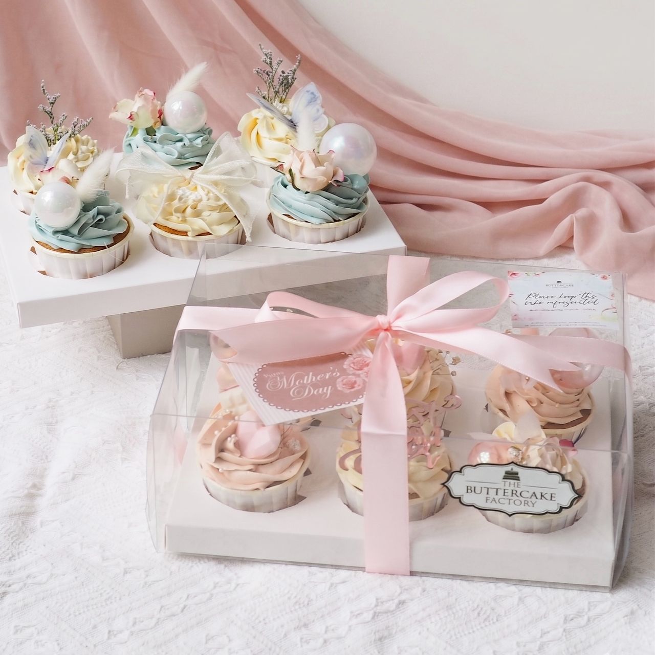 Blush Bloom Box | Mother's Day Cupcakes