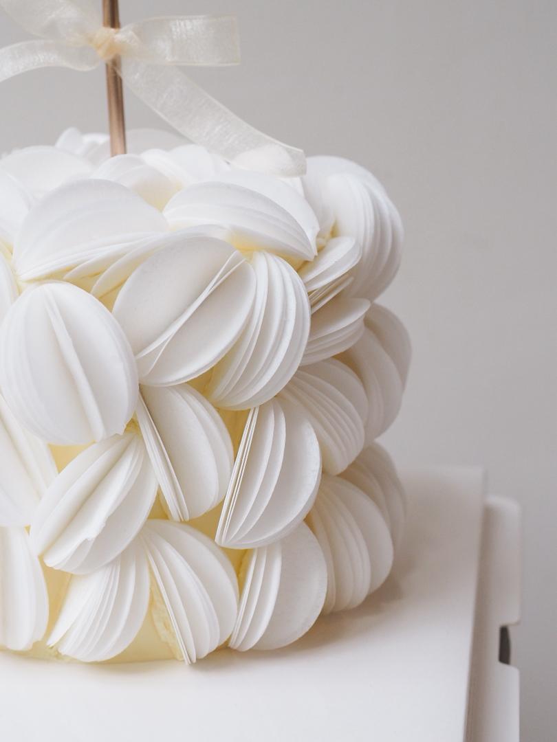 Mystic Wafer Cake | Elegant Female Cake