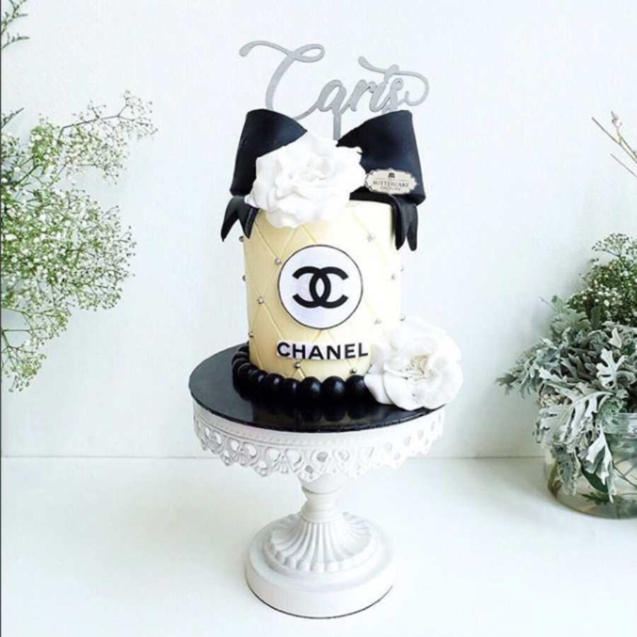 Lux C Cake | Designer Bag Birthday Cake