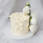 Aurelia Cake | Fresh White Floral