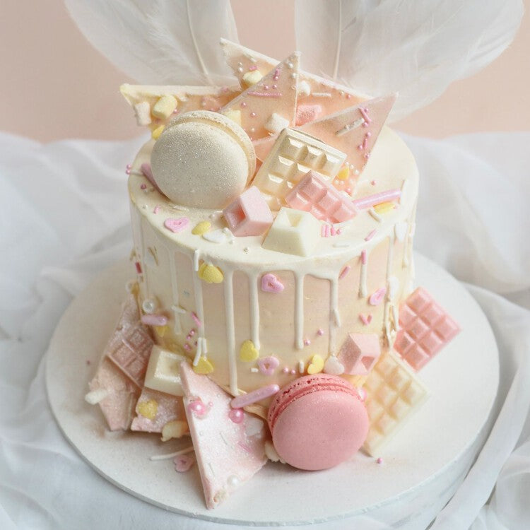 Daisy Wing Cake | Pink Female Birthday Cake