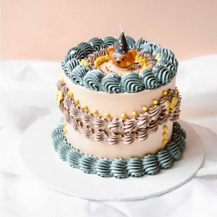 Vera Bear Cake | Vintage Birthday Cake