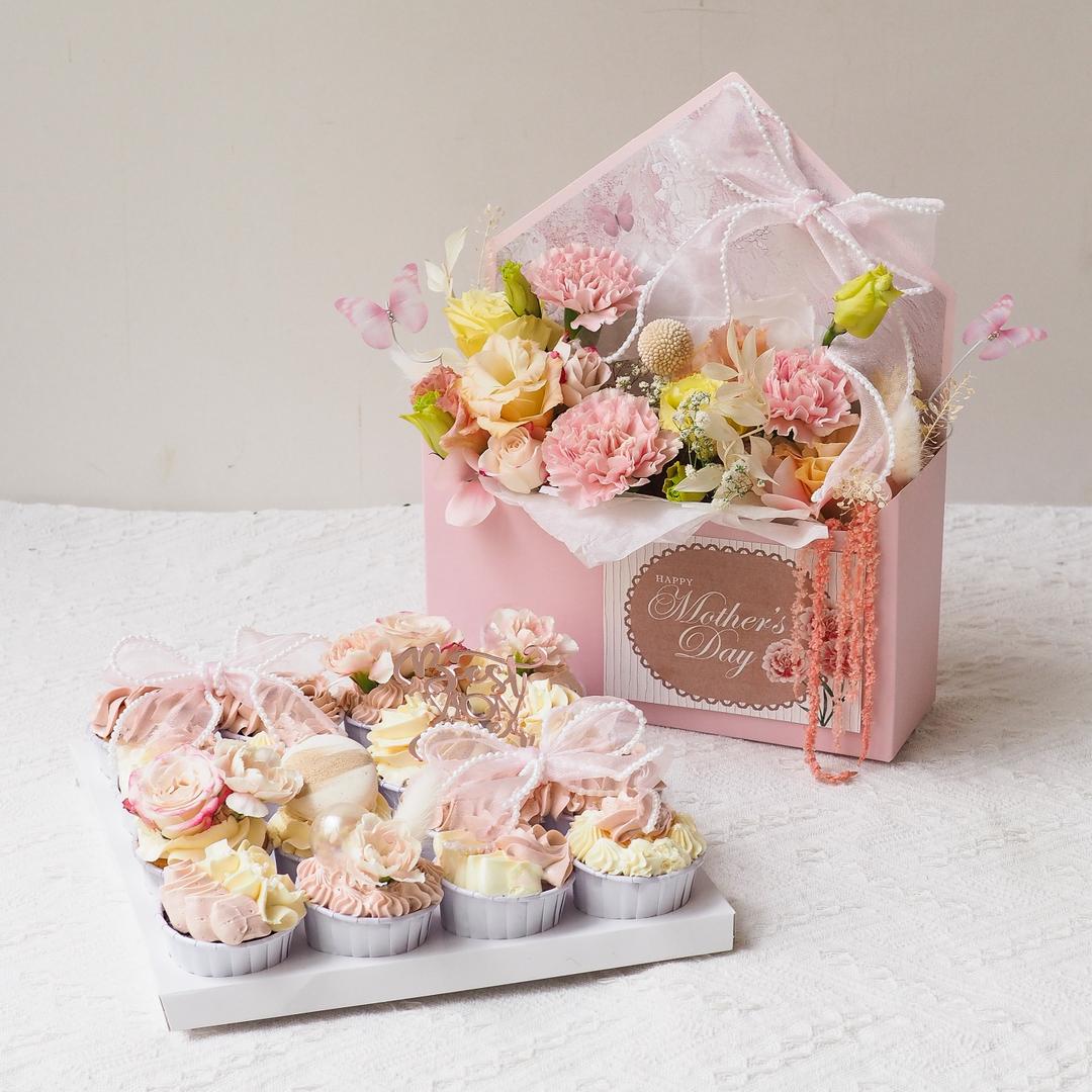 Mum’s Garden Pair | Mother’s Day Flower Box & Mini Cupcakes
