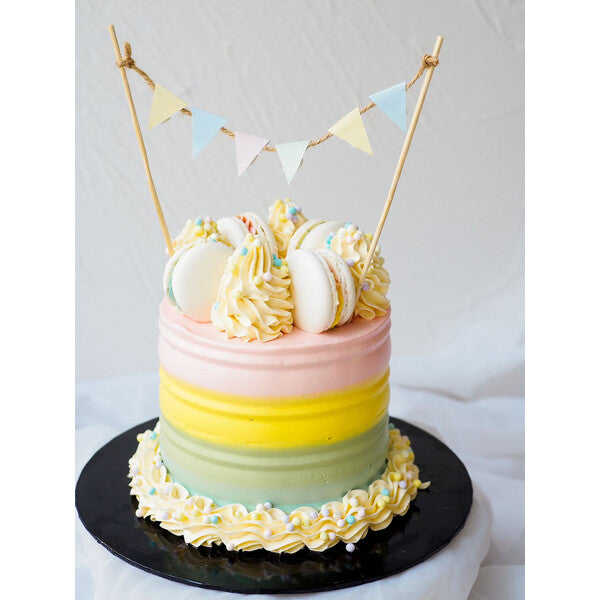 Mckenzie Cake | Fun Rainbow Theme