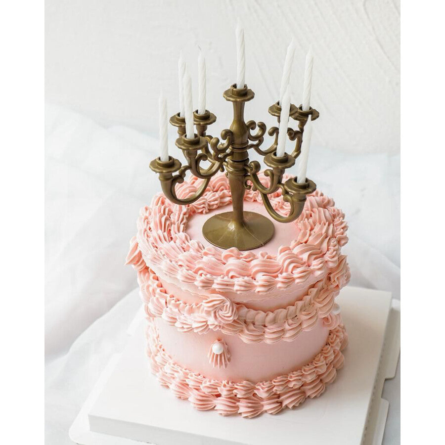 Beatrice Cake | Chandelier Vintage Birthday Cake