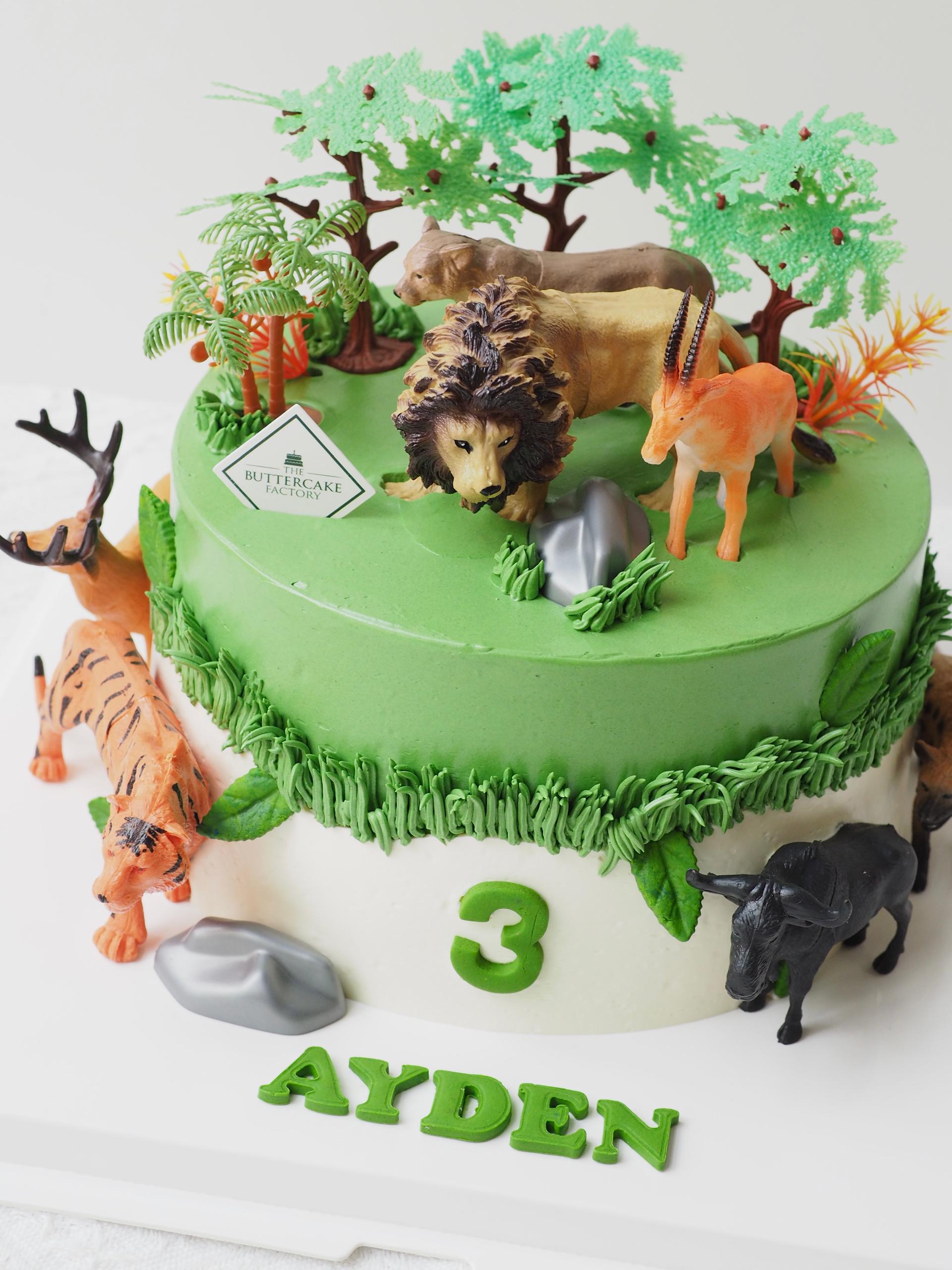 Safari Wild Cake | Animal Theme Birthday Cake