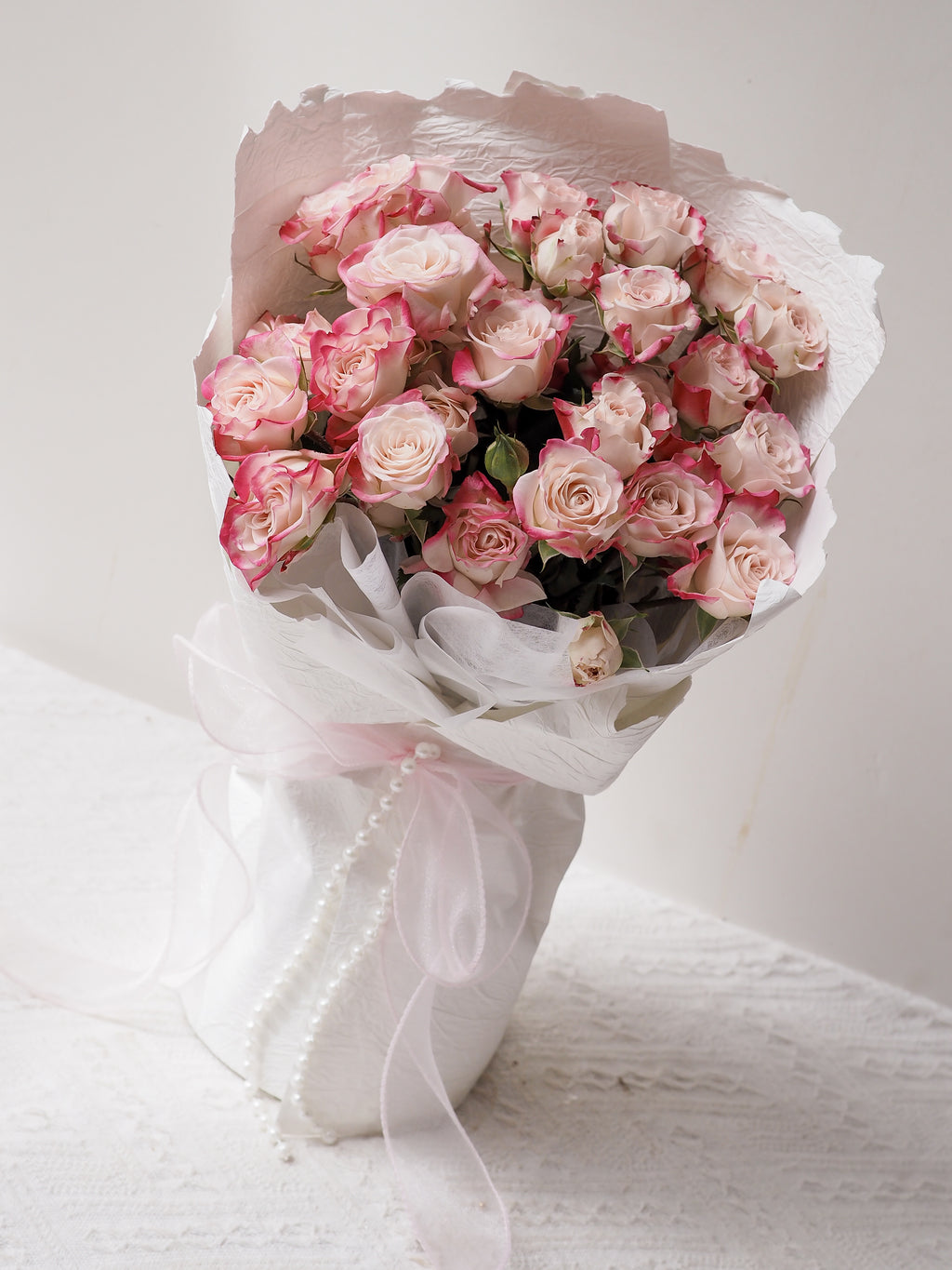 Romantic Camille | Rose Spray Bouquet
