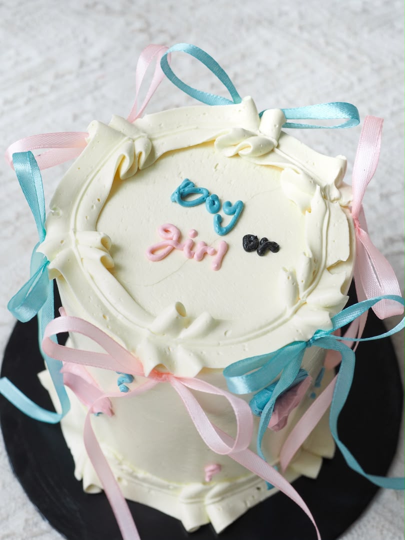 Baby Boy or Girl | Gender Reveal Cake