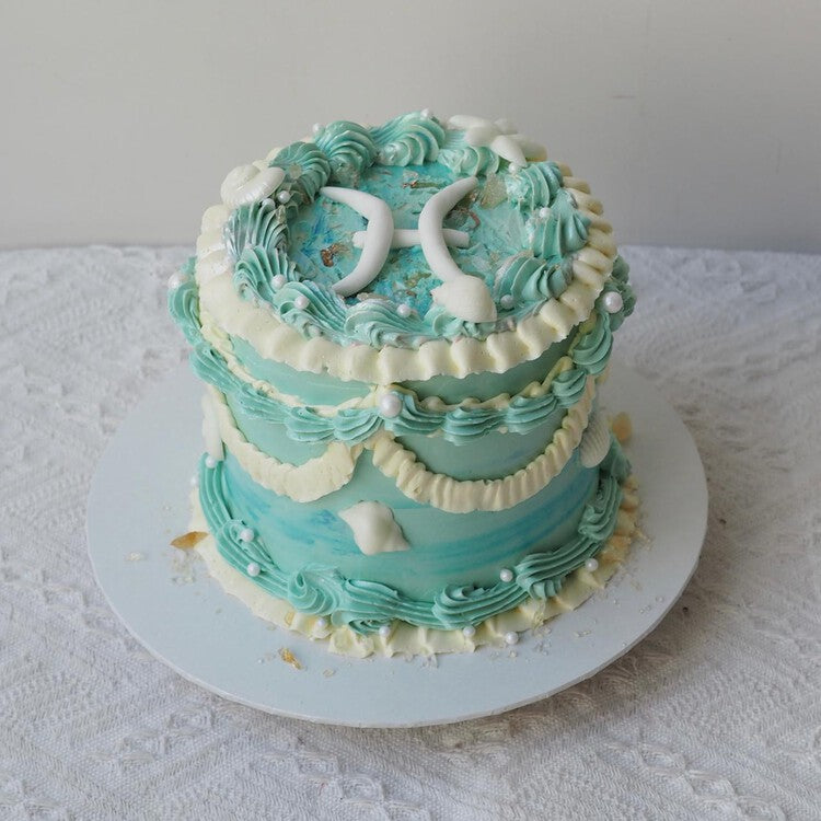 Horoscope Designs | Vintage Piping Cake