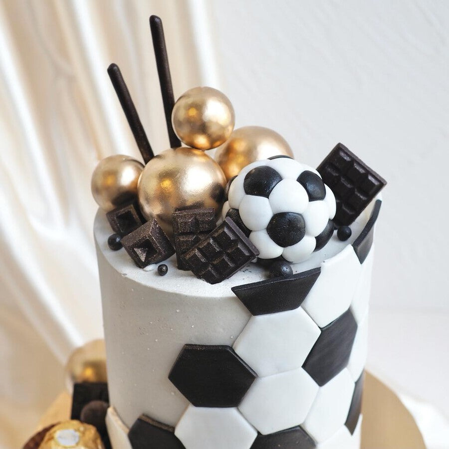 Football Fan Cake | Football Birthday Cake