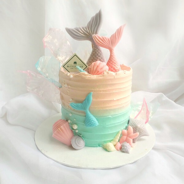 How To Make A Fabulous Mermaid Cake — Icing Insight